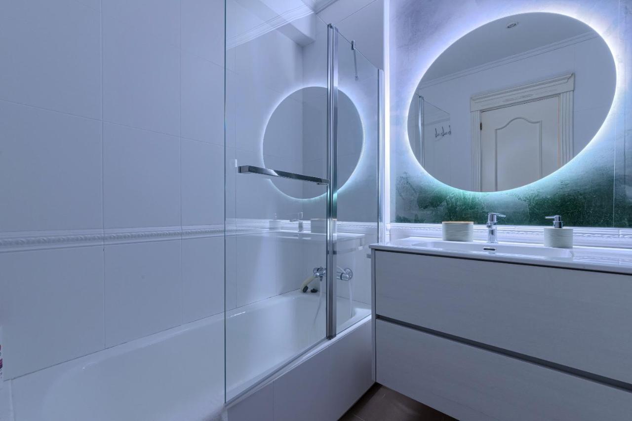 Apartamento Bailen Reformado Elegante Con Wifi Bilbao Exterior foto