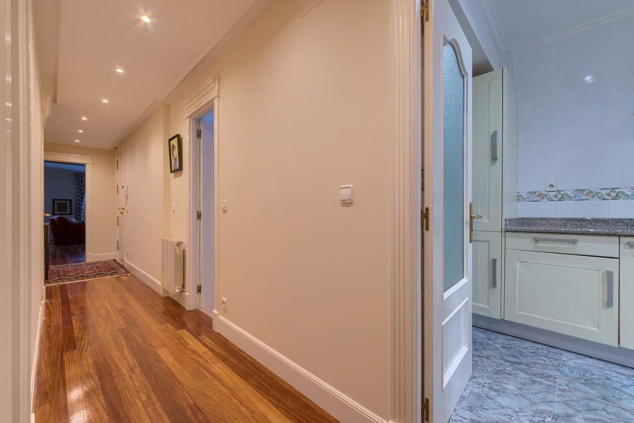 Apartamento Bailen Reformado Elegante Con Wifi Bilbao Exterior foto